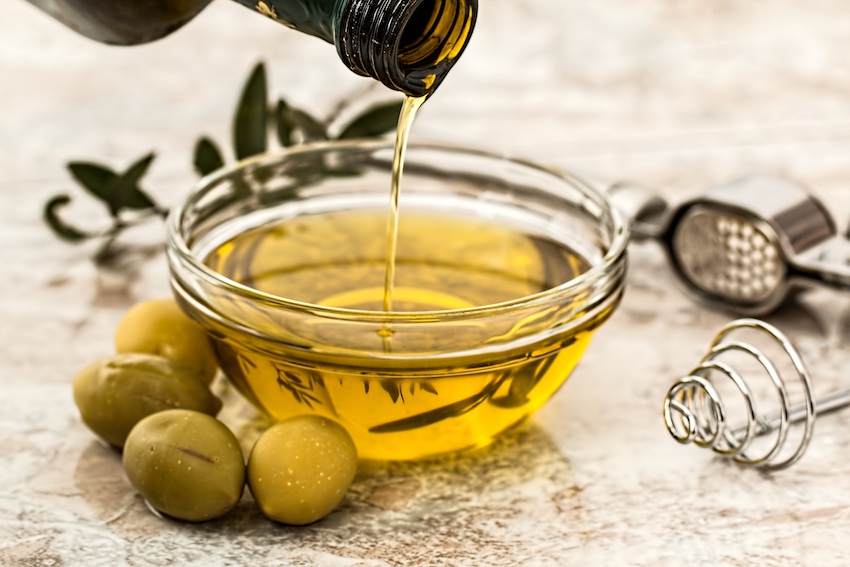 olive-oil-salad-dressing-good-for-dry-hair-conditioning
