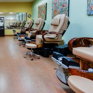 Manicure and pedicure area at Hairoics salon in kill devil hills, nc